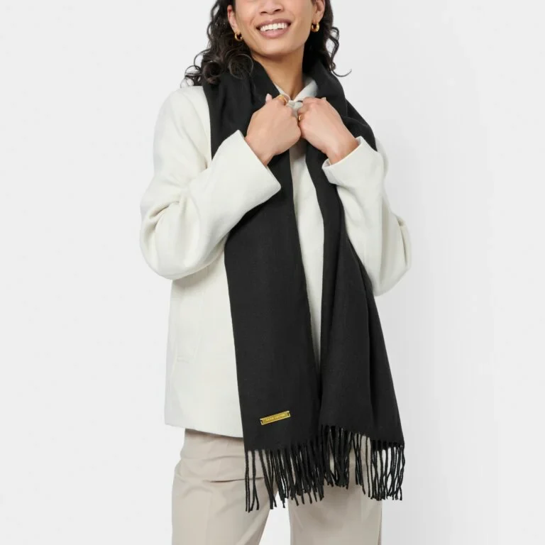 Katie Loxton Blanket Scarf Black 190Cm X 75Cm X 1Cm - Image 2