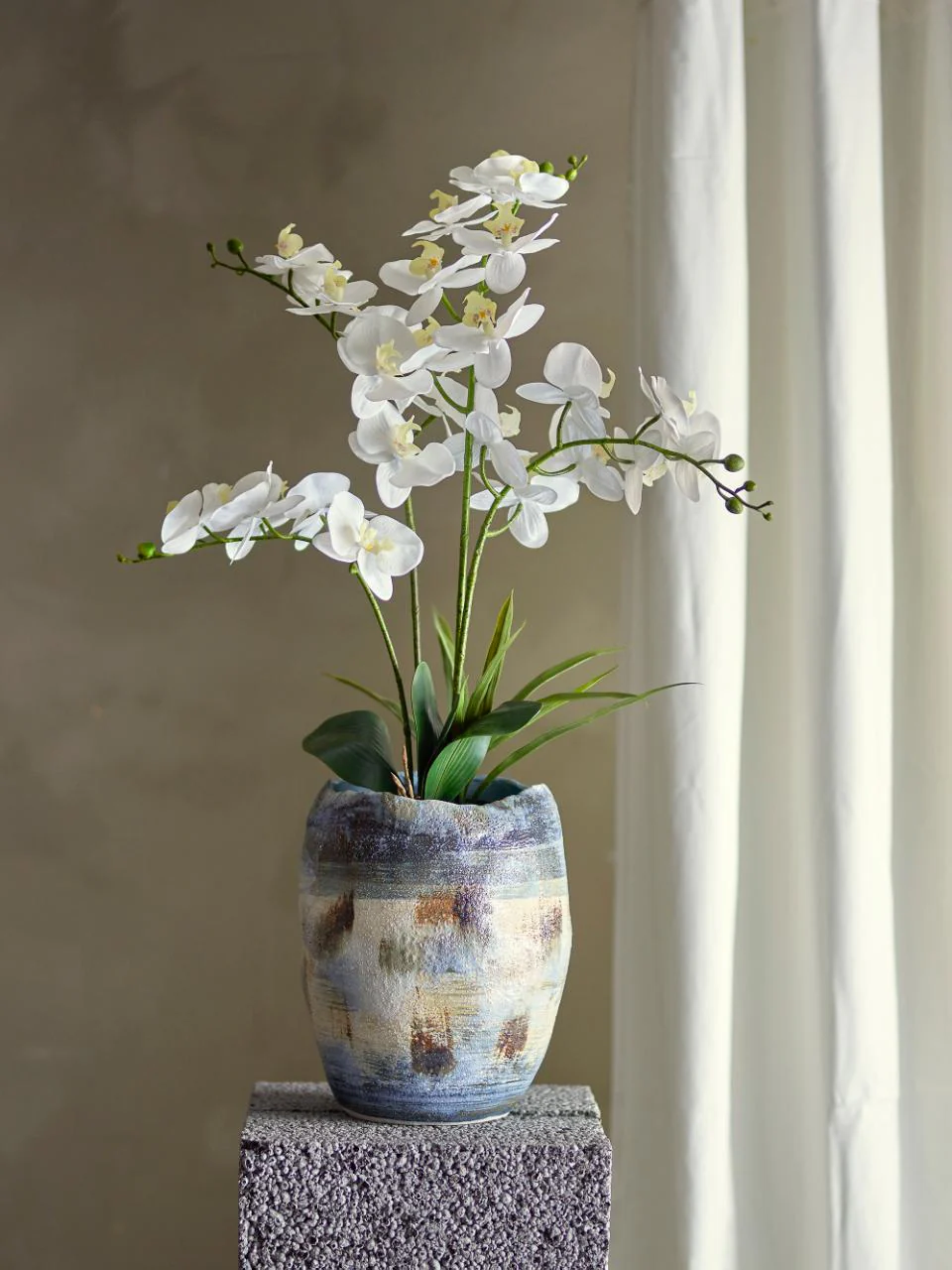 Bloomingville Nienna Vase Blue Stoneware - Image 3