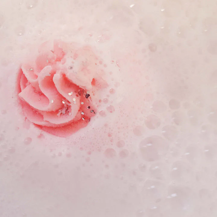 Bomb Cosmetics Cotton Candy Bath Blaster - Image 2