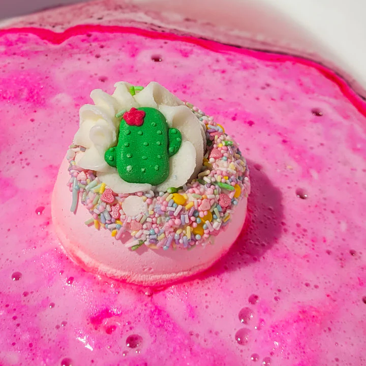 Bomb Cosmetics Desert Rose Bath Blaster - Image 2