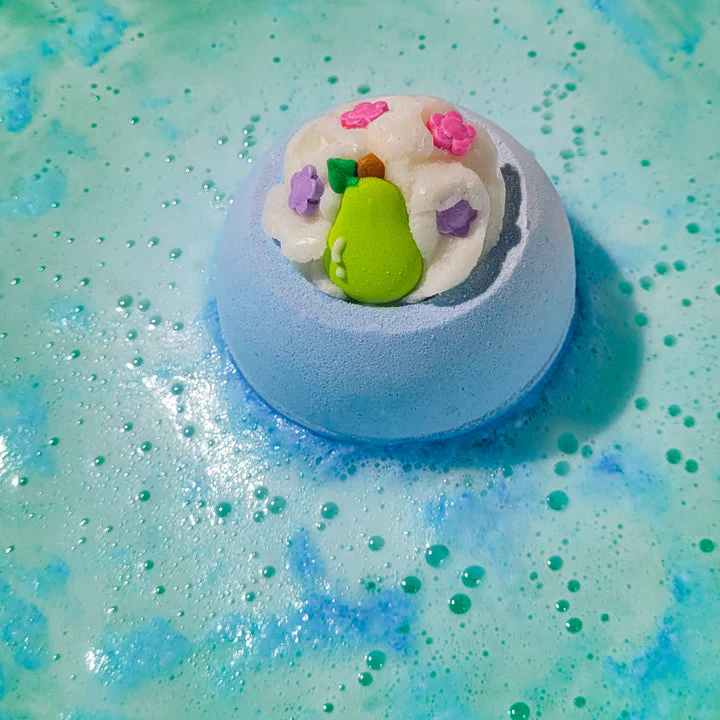 Bomb Cosmetics Pear Blossom Bath Blaster - Image 2