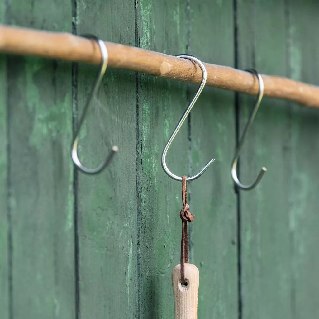 Gardman Galvanised S Hooks 4pk - Image 2