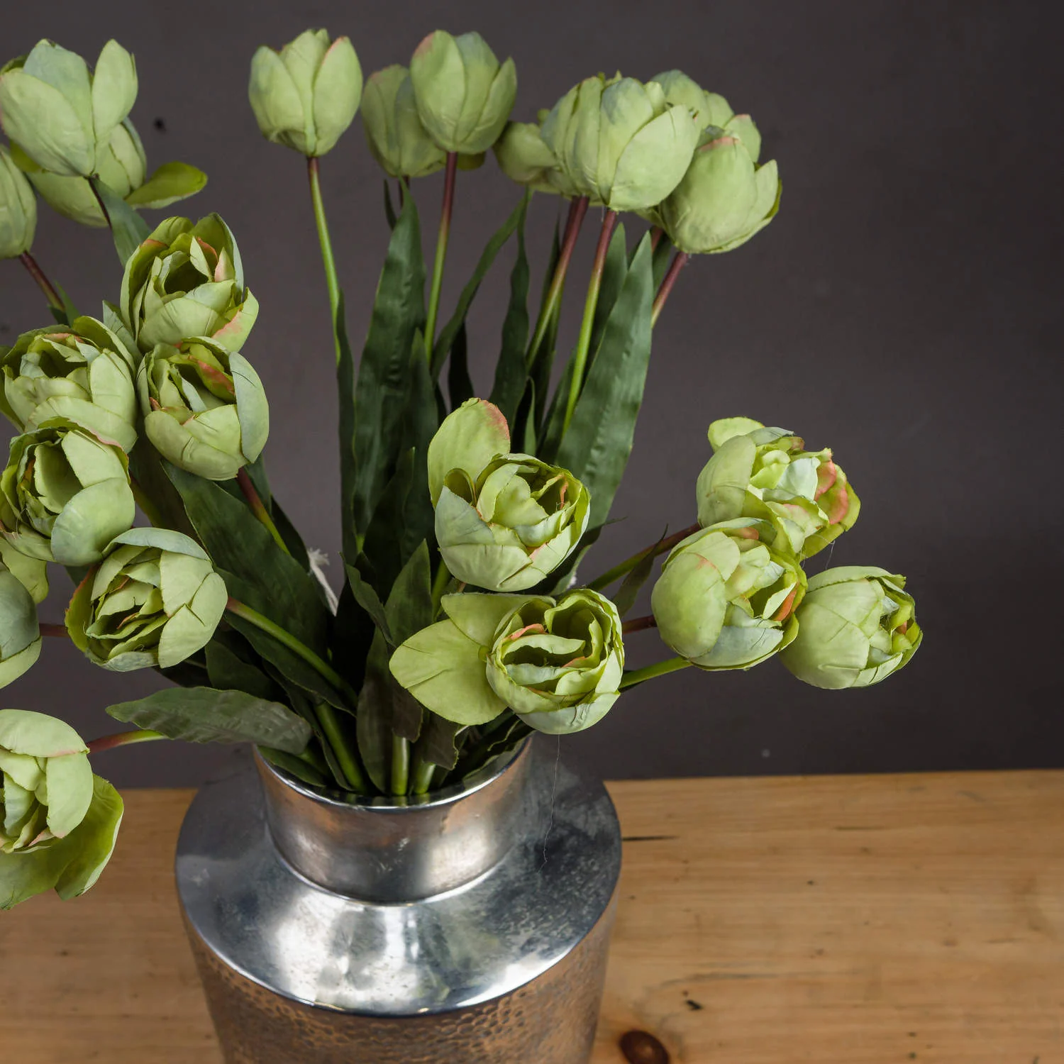 Hill Interiors Green Tulip - Image 3