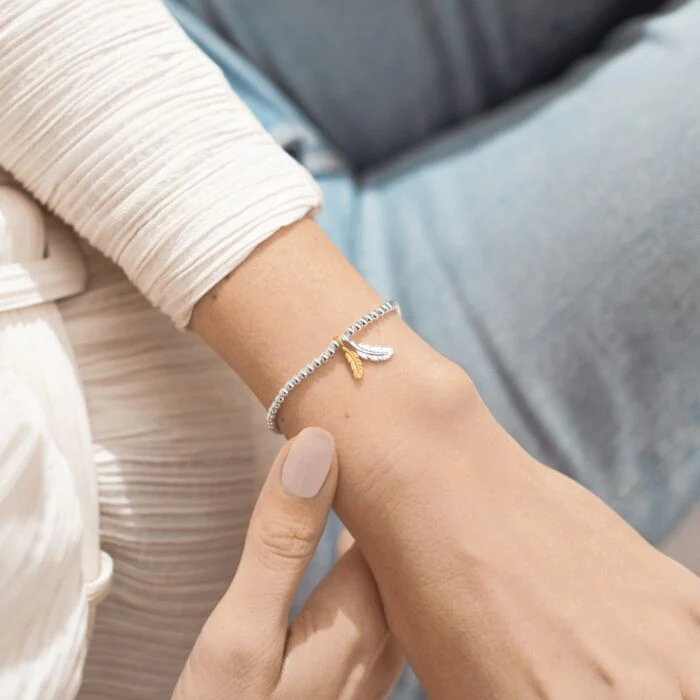 Joma Jewellery A Little 'Feathers Appear When Loved Ones Are Near' Bracelet in Silver Plating - Image 2