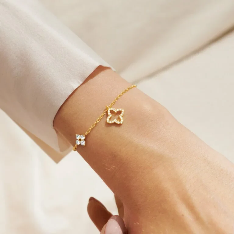 Joma Jewellery Style Stories Pave Clover Gold Plated Bracelet - Image 3