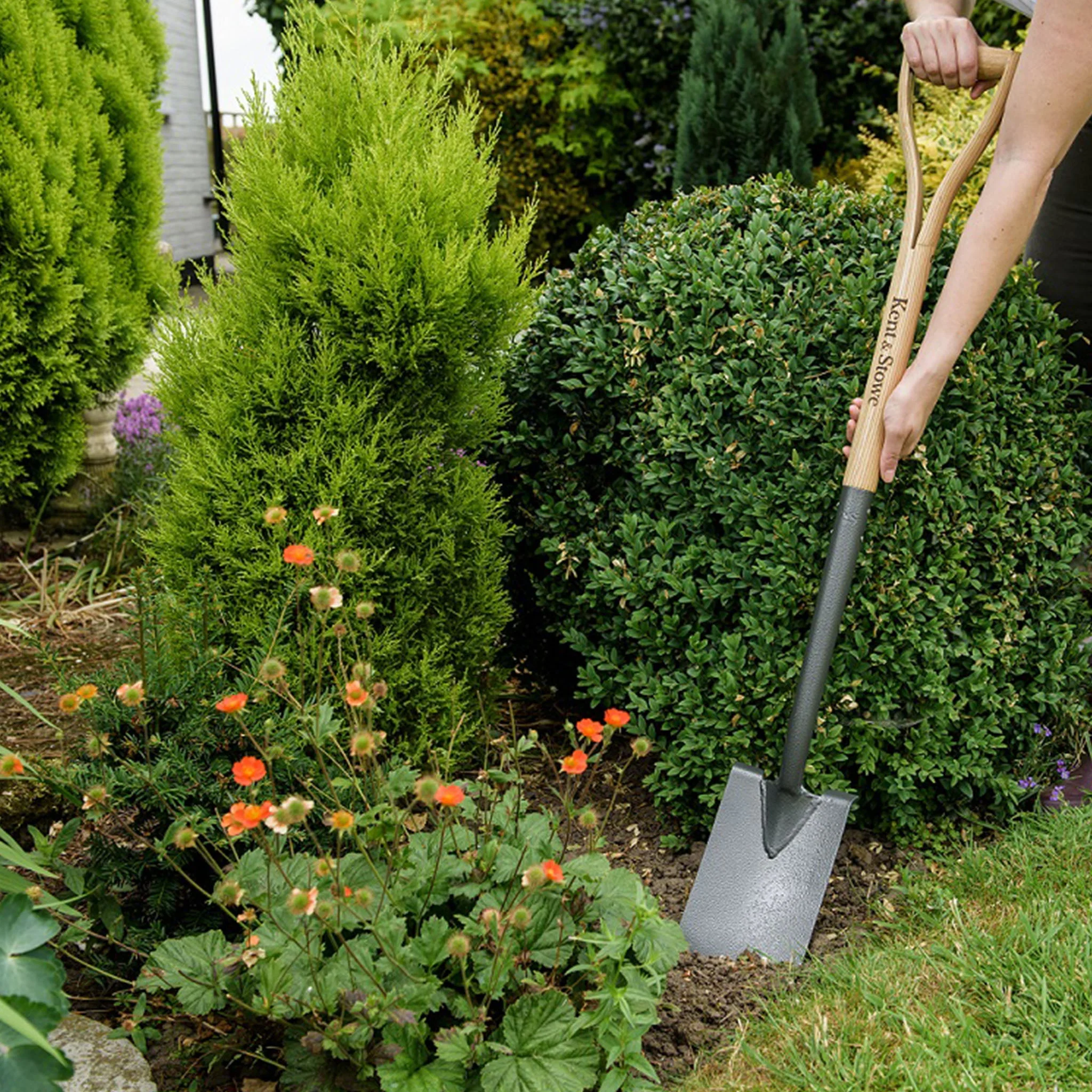 Kent & Stowe Carbon Steel Border Spade - Image 2