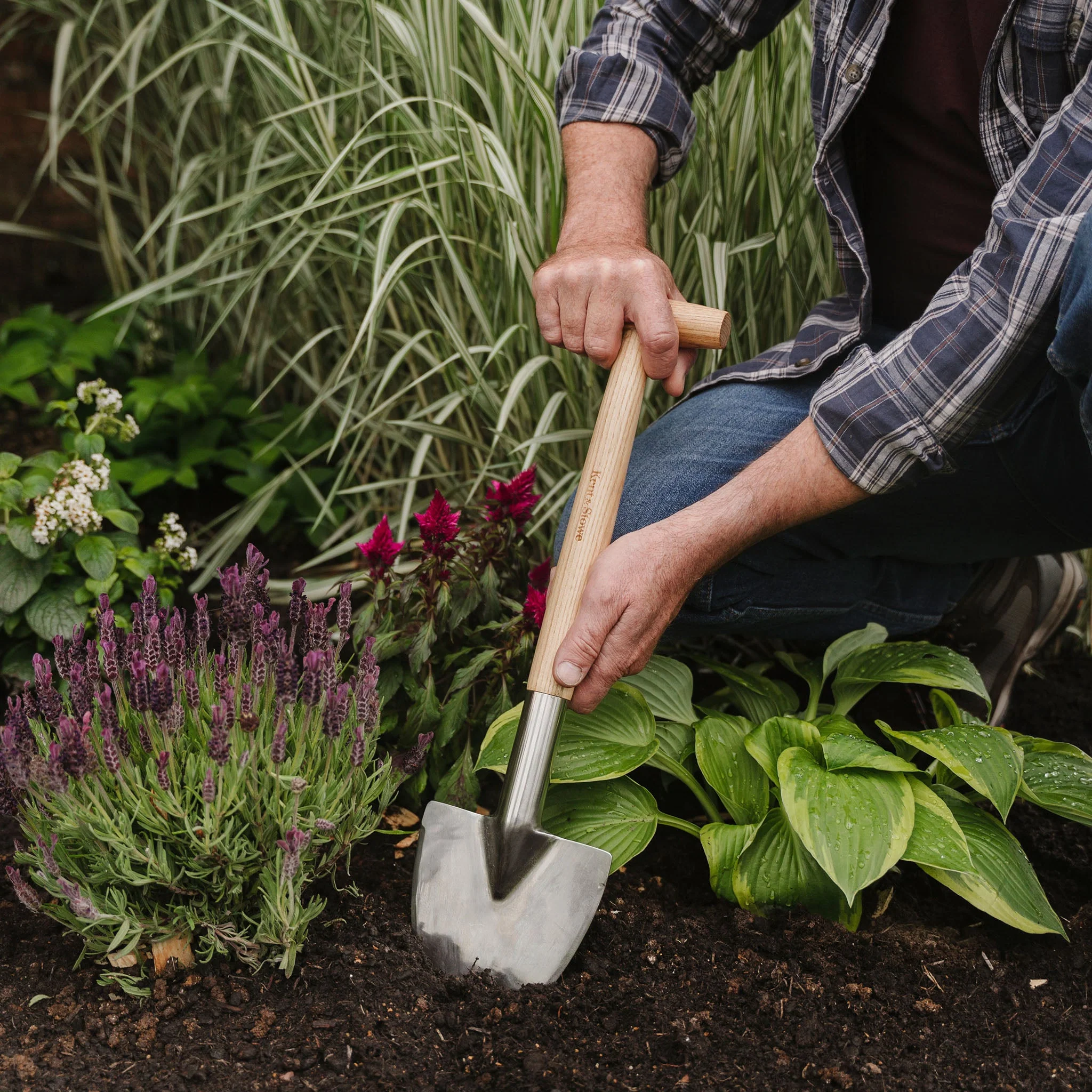 Kent & Stowe Stainless Steel Perennial Spade - Image 2
