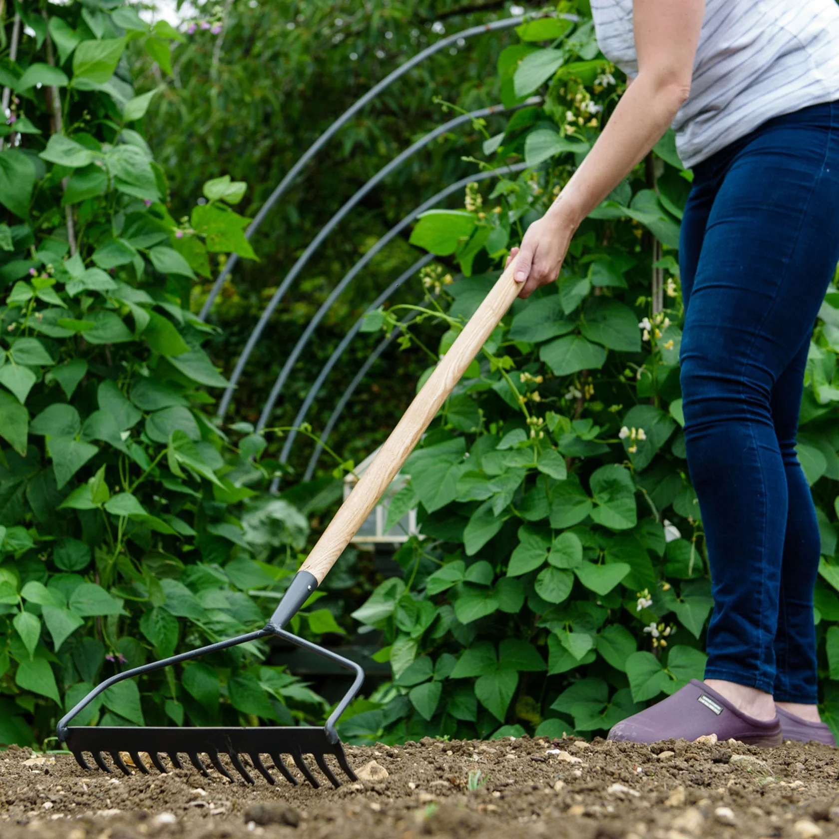 Kent & Stowe Carbon Steel Soil Rake - Image 2