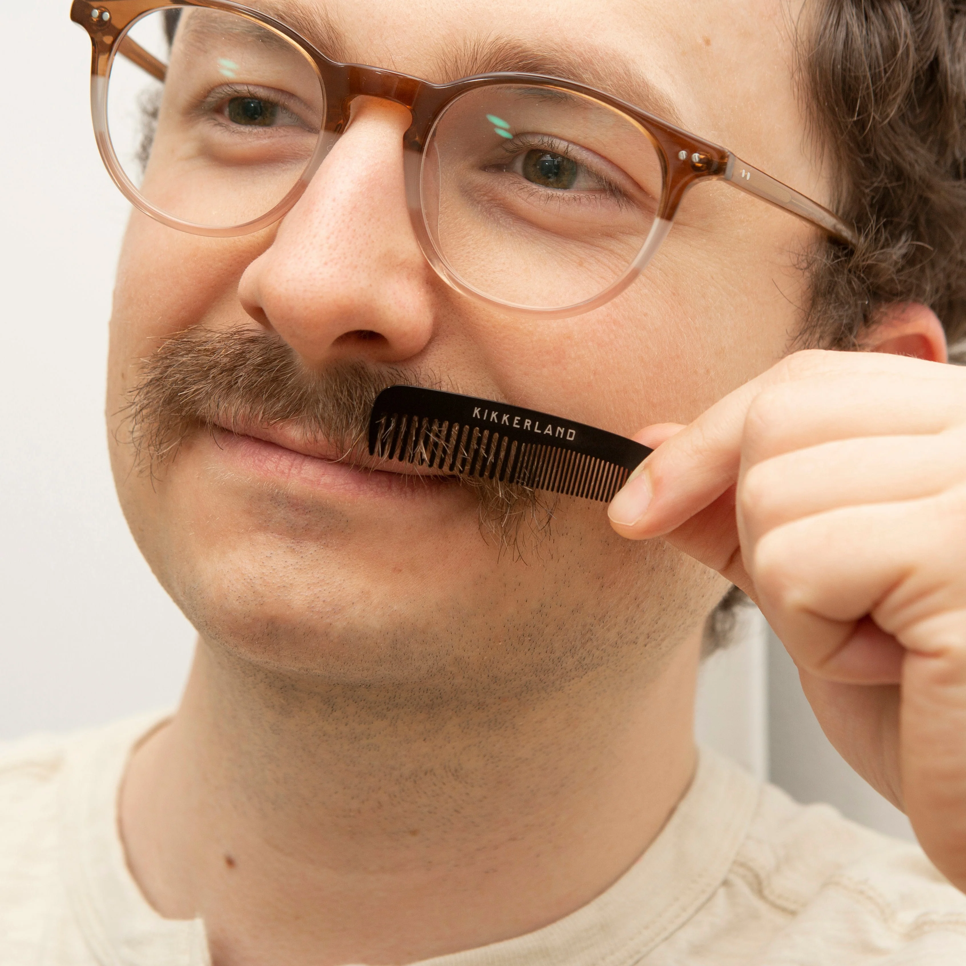 Kikkerland Mini Mustache Comb - Image 3
