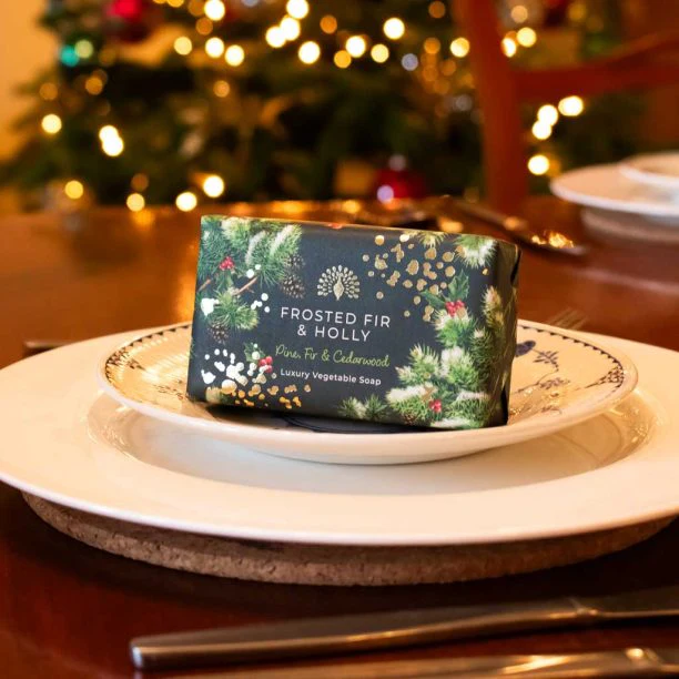 The English Soap Company Christmas Tidings Frosted Fir and Holly Soap - Image 3
