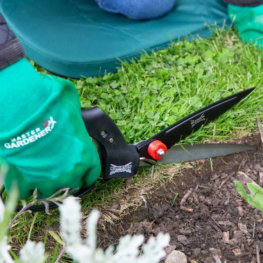Wilkinson Sword Ultralight Single Handed Grass Shear - Image 2